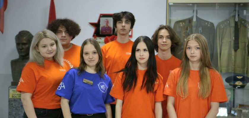 ❤️ Сегодня волонтёры колледжа связи №54 провели традиционный День открытых дверей на базе образовательного подразделения «Рязанская-6».